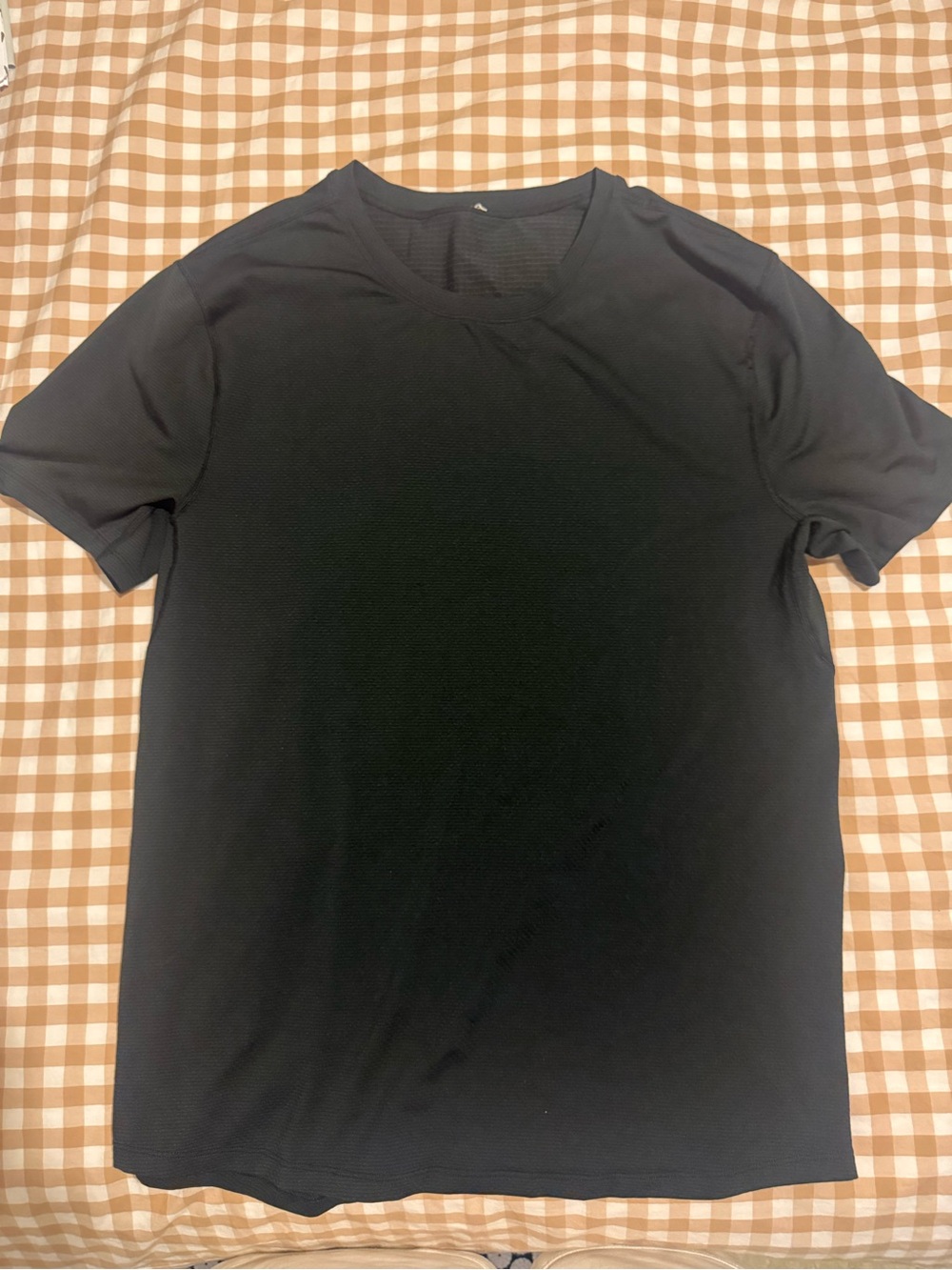 Men’s Lululemon athletic tshirt size XL